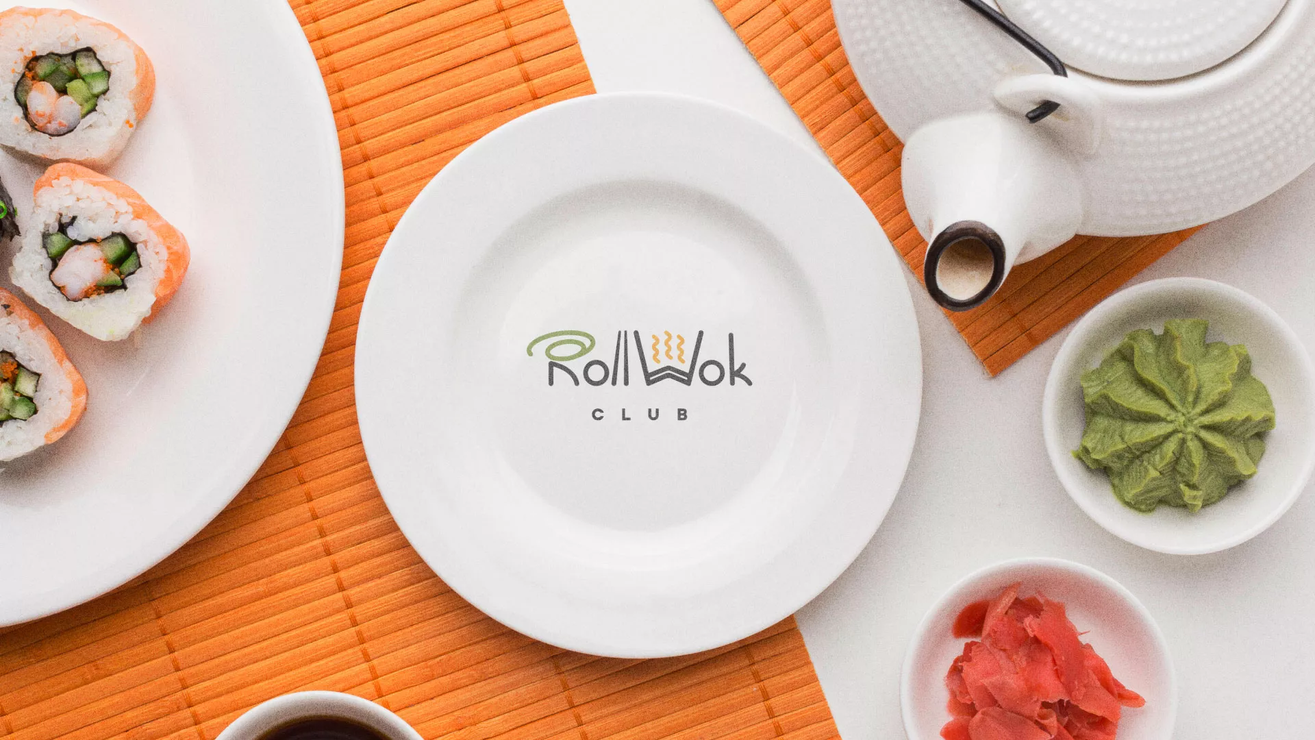 Разработка логотипа и фирменного стиля в Севске для суши-бара «Roll Wok Club» Разработка логотипа и фирменного стиля в Севске для суши-бара «Roll Wok Club»